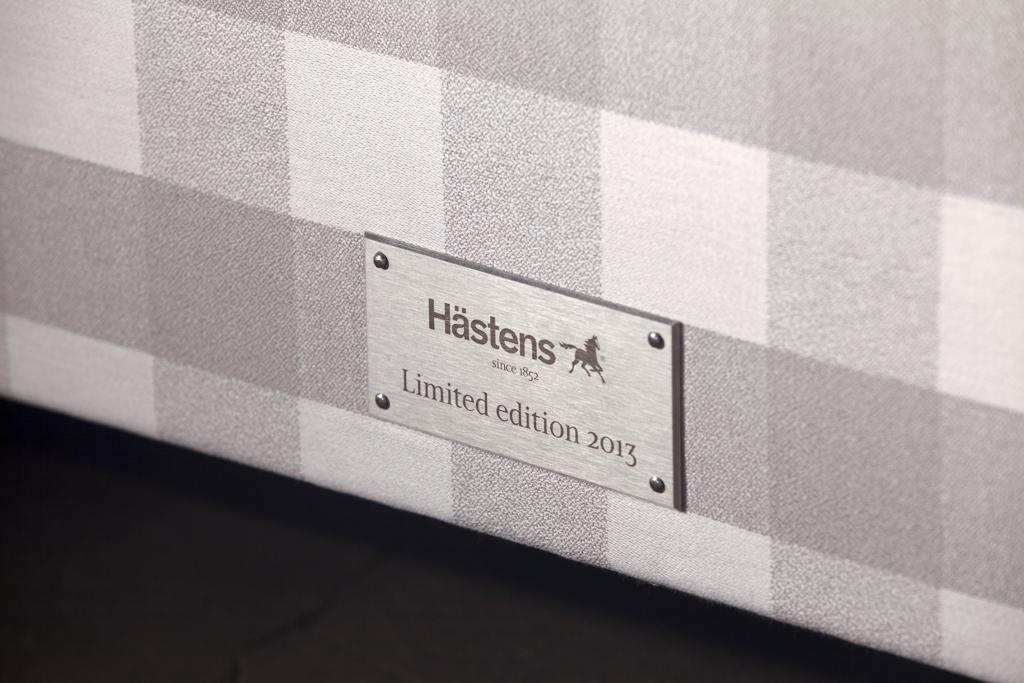 Edycja Limitowana 2013 – Hästens Platinum