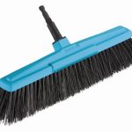 GARDENA combisystem- szczotka do zamiatania ulicy ze skrobakiem