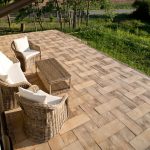 Bruk-Bet deska ogrodowa na tarasie