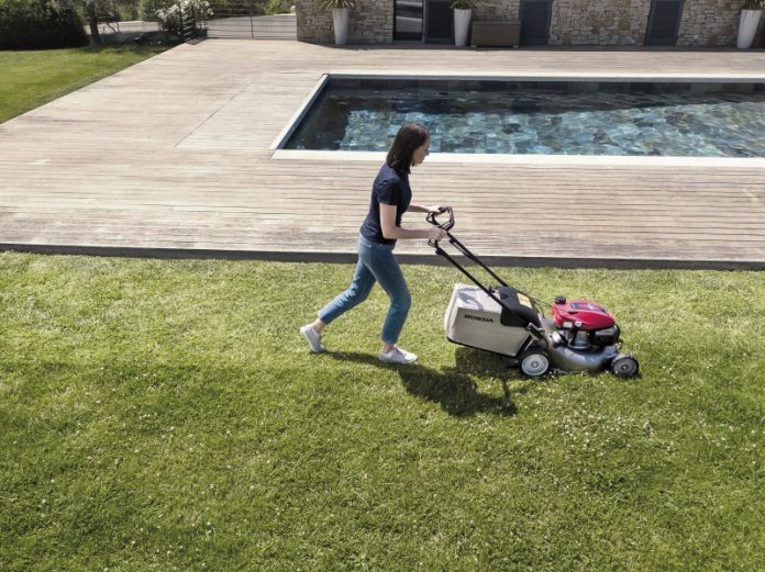 Kosiarka-spalinowa-Honda-HRG-466-SKEP-(1)