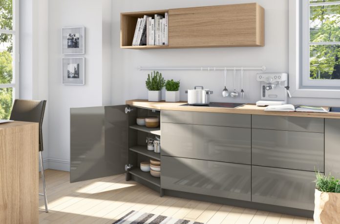 HETT_18_0458_Hettich_Winkelanw_PTO_Silent_offen_kor