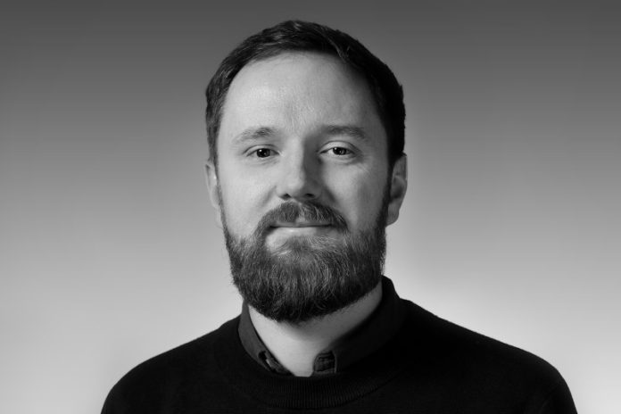 Cezary Dałek - portret - CDA-DSCH9616-02-1500x1000